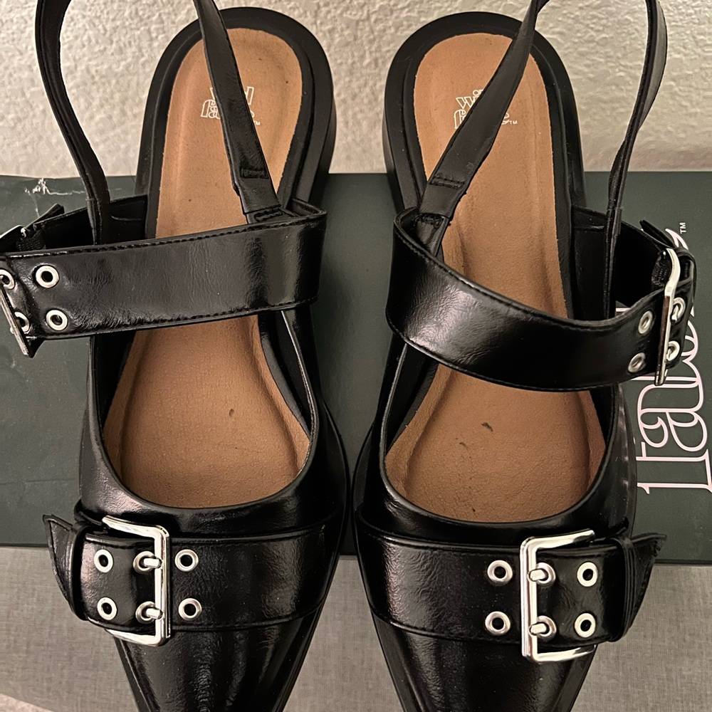 Wild Fable Black Strappy Heels - Picture 3 of 3